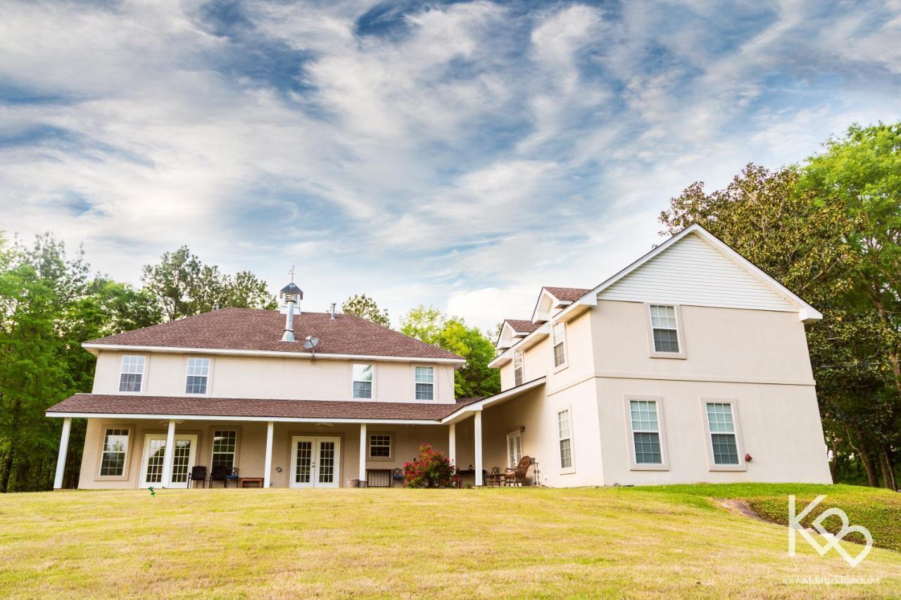 Hotel Kick Back Ranch Ramer Exterior foto